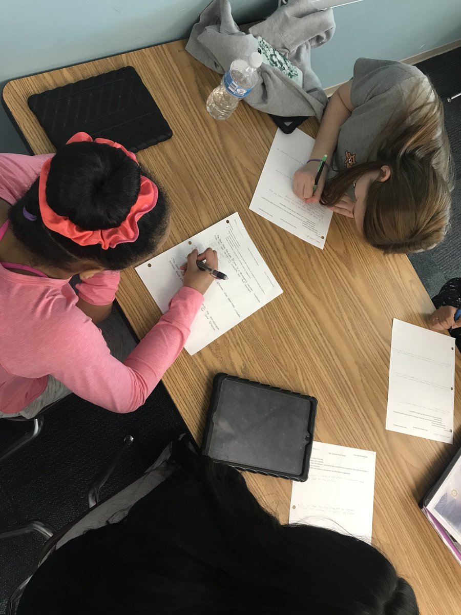 DJordanAPS's tweet photo. In Ms. ⁦@RachelPayne0129⁩ peers read each other’s topic sentences anticipating what evidence will be in the paragraph in World Geography ⁦@DBQProject⁩ ⁦@APSsocstudies⁩ https://t.co/7ouEIAcObu