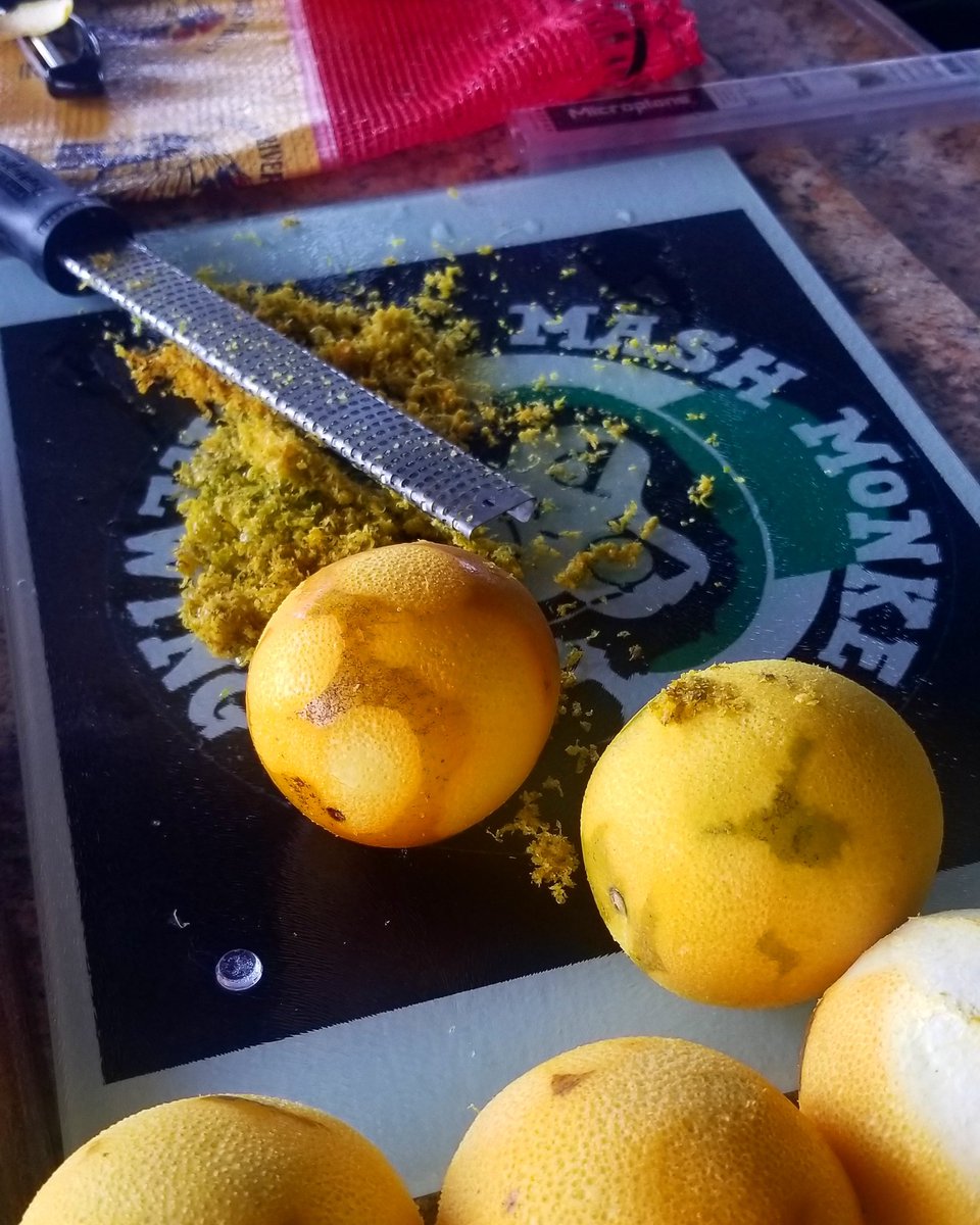 MashMonkeysCo's tweet photo. Make an impact, support your local farmers! We're hard at work zesting Valencia Oranges, can you guess which lucky beer gets treated with these local, juicy gems!?

#mashmonkeysbrewingco #mashmonkeys #craftbeersebastianfl #valenciaoranges #indianriverfruit #sebastianfl https://t.co/YjPFjywbC2