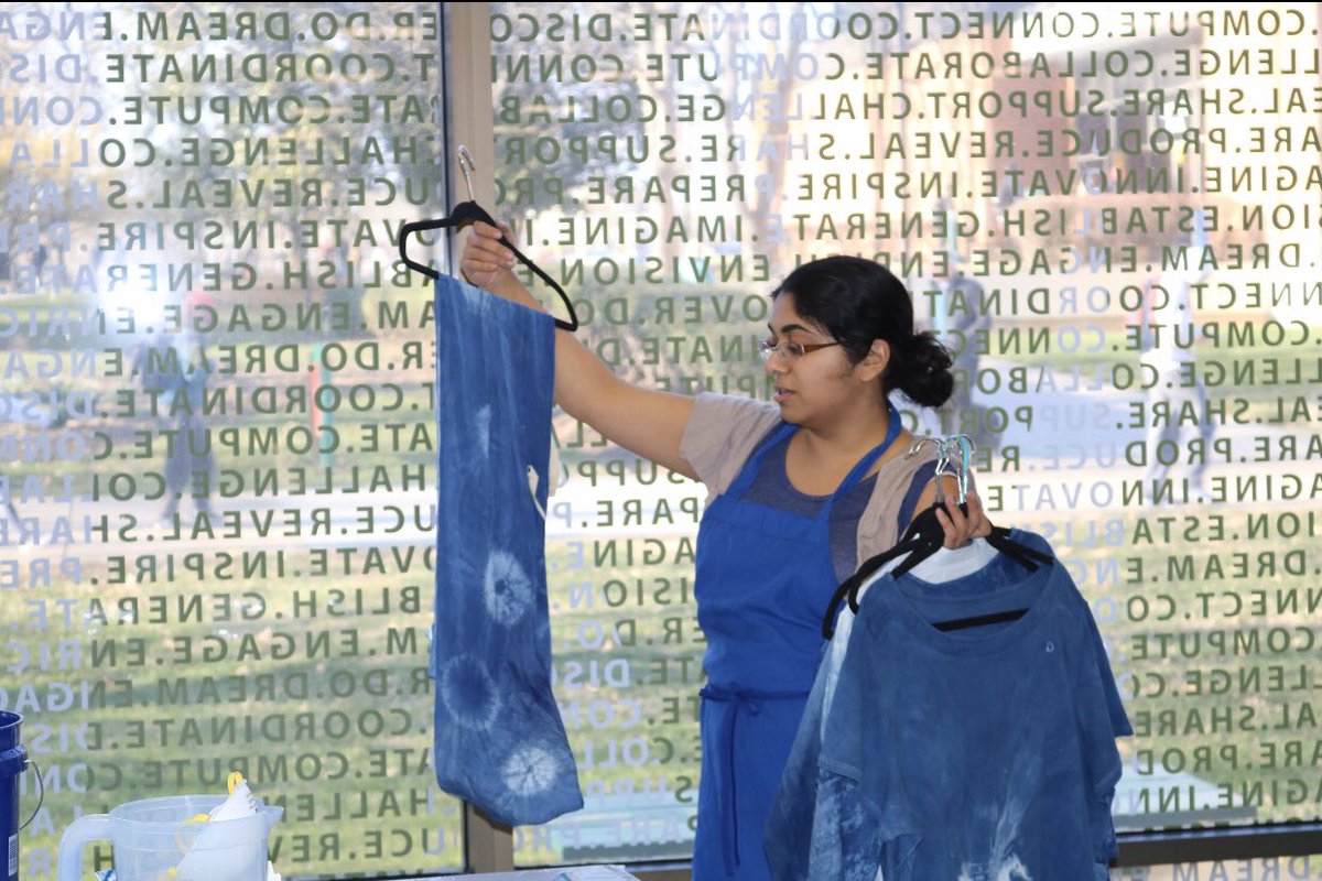 MIXatMason's tweet photo. Yesterdayโs Shibori Indigo Dyeing workshop was a success! Todayโs workshop is a jewelry making workshop at 4pm at MIX@Fenwick! We hope to see you all there! #MIXatMason #WeekofMaking2020 https://t.co/a8hbRPL6ed