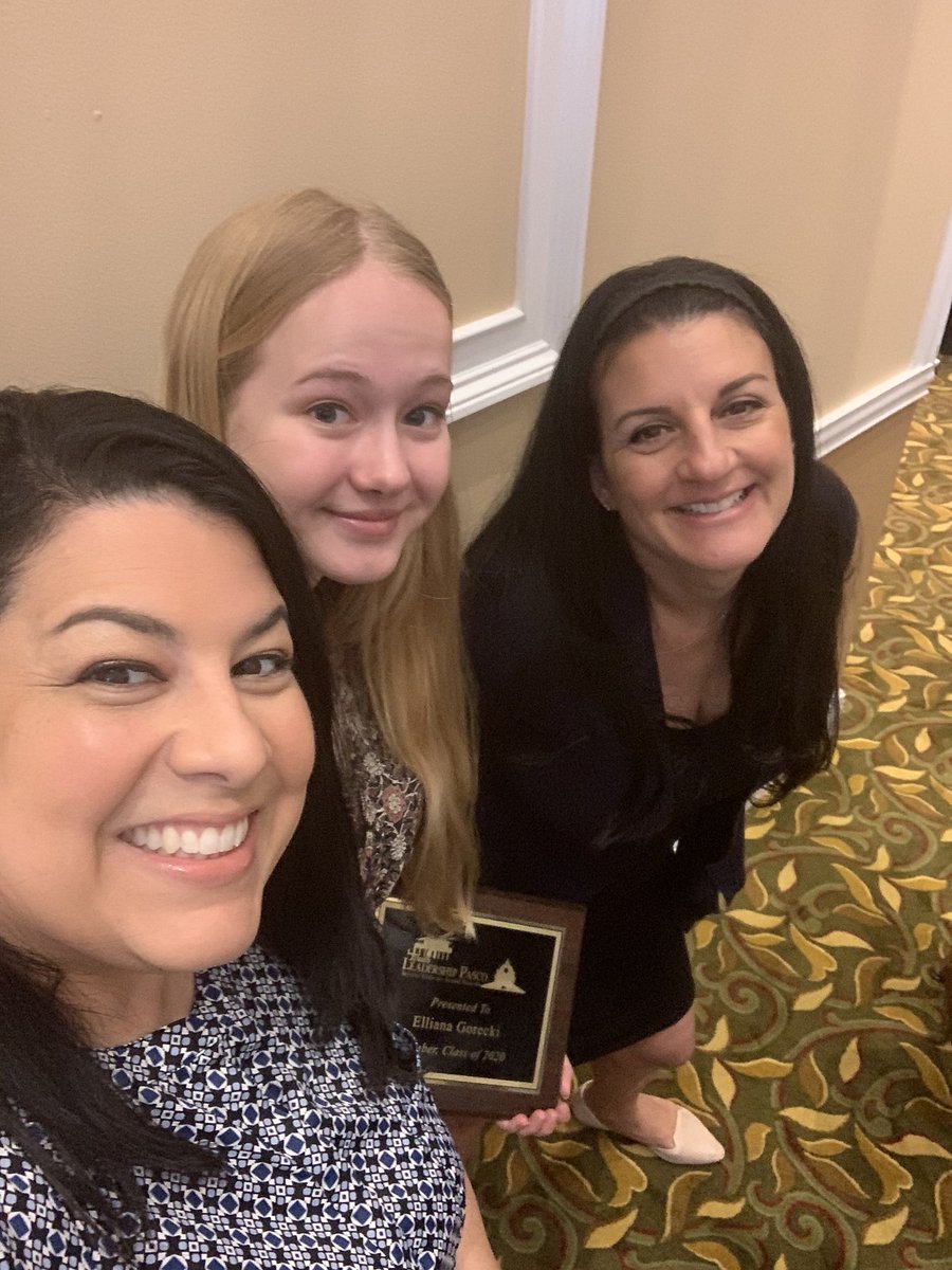 MsJuliaHHS's tweet photo. Wonderful morning at Youth Leadership Pasco Graduation celebrating @EllianaTroy! So proud of you, Ella! ❤️💛🐍#CobraPride #PascoProud https://t.co/Osl6A2LUyS