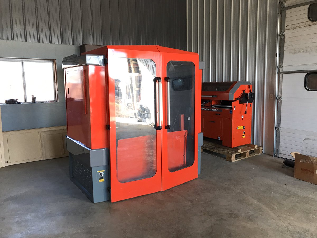 dakotaturf's tweet photo. @BernhardCompany Working on our new shop setup #wintospin @BernhardCompany @RJB_605turf @norm_parsons https://t.co/JuAoTxtNJI
