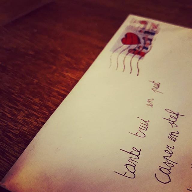 Hoe sjiek is mich da. Post van mijn kleine meid.

#brief #oldschool #metdepost #genietenvandekleinedingen #lentefeest #groeifeest ift.tt/3asWTJy