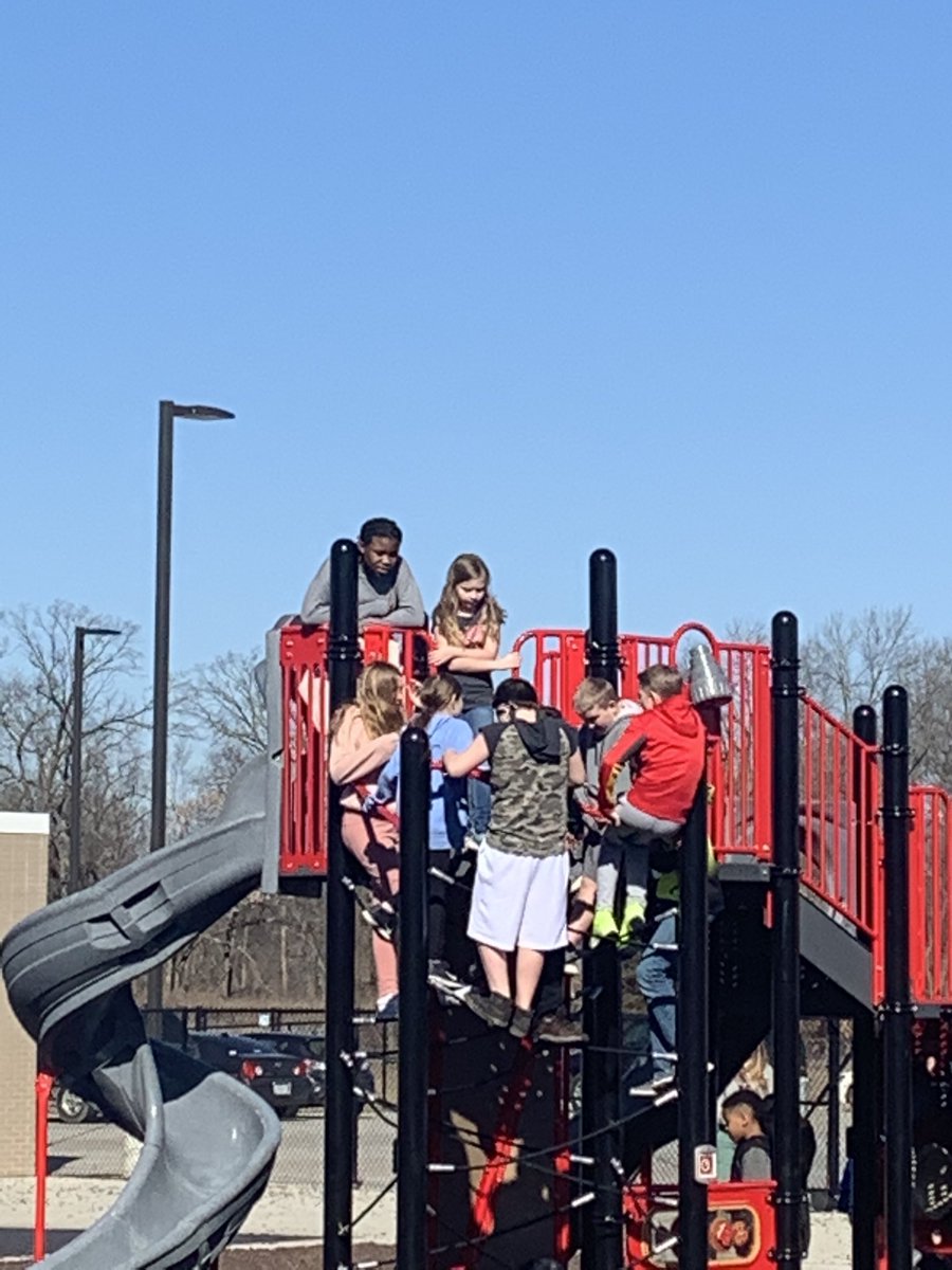 AbbeyUpton's tweet photo. Another classroom goal reached means extra recess! #CRFamily #cre219 #goals https://t.co/CRumUUpR5h