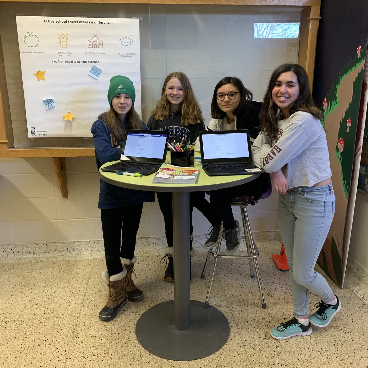 UxbridgePS's tweet photo. Student Voice Club Active Transport Committee and Public Health Nurse Rushak sharing information with Families at the FamJam about being healthy and active! #DDSBEngagement https://t.co/daMOBKbALg