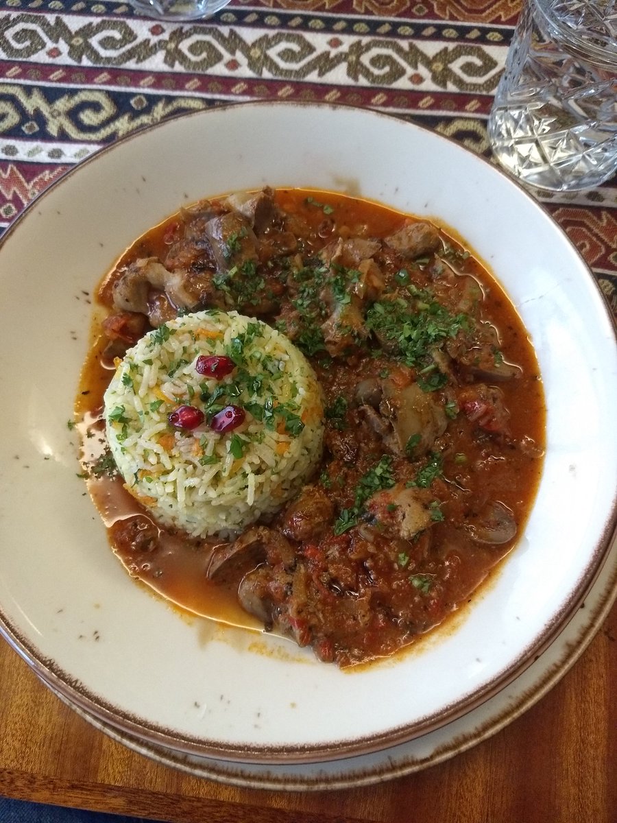 arrrmoton's tweet photo. Armenian Grill House ja kananmaksaa, kanansydäntä ja kivipiiraa, erittäin mainiota menoa kun käytetään tällaisia aineksia. Hyvä annos! #armeniancuisine #lounas https://t.co/Qn7HiM31ss