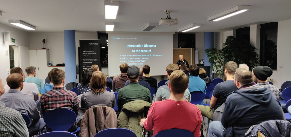 First talk for today: Jose Antonio Delgado (<a href="/d3v1lm4n84/">Jose Delgado</a>) talks about "Something with IntersectionObserver and Dogs"