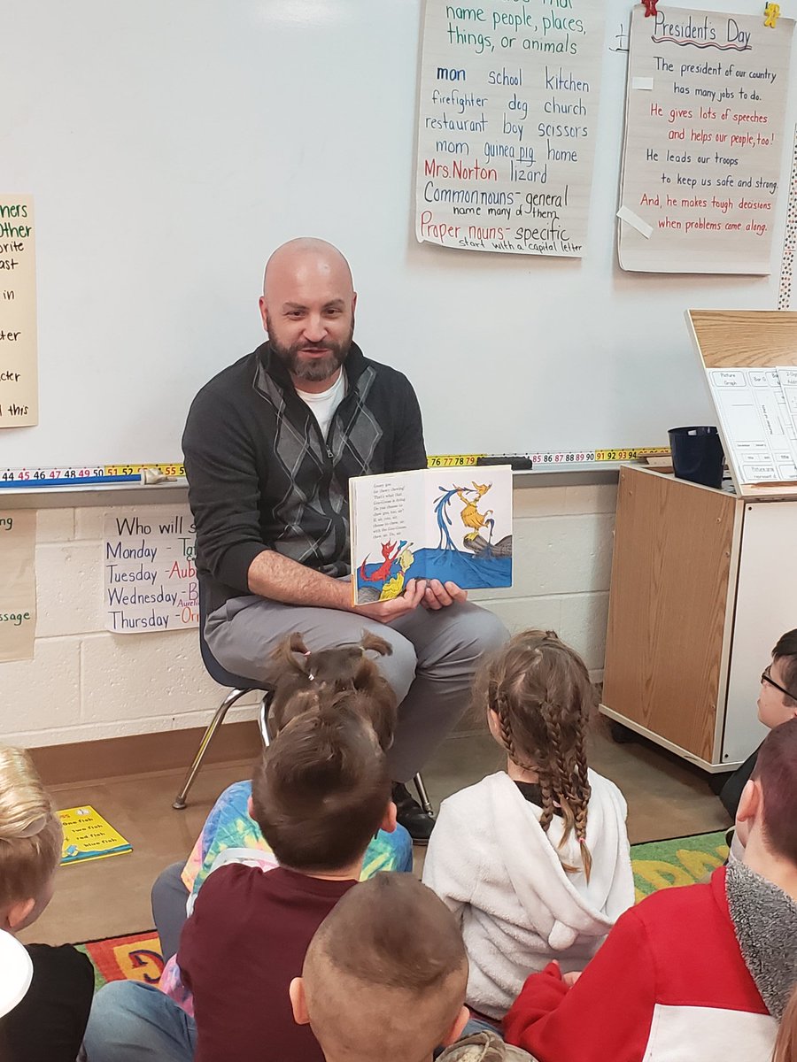 Rlnortonc's tweet photo. Guest readers for #ReadAcrossAmericaWeek2020 https://t.co/yUbRl2bcQc