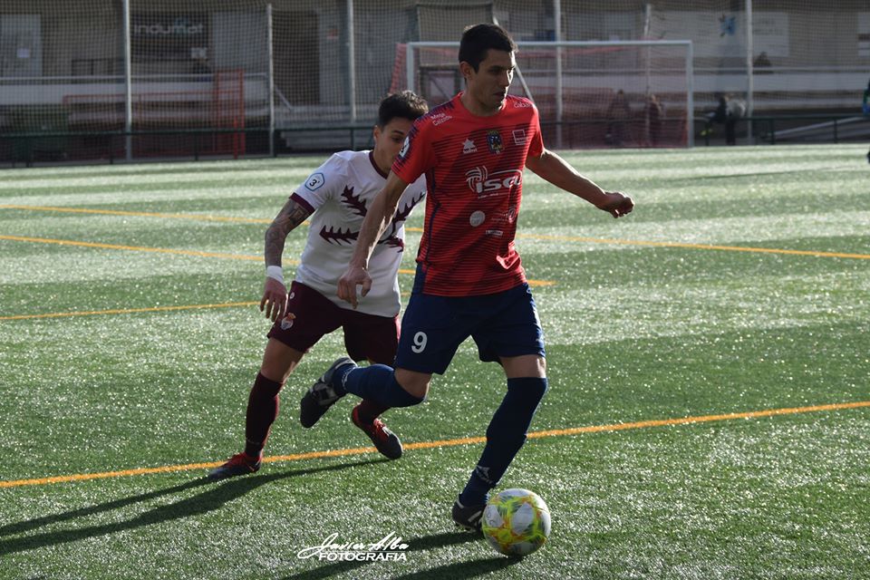 CD_Corellano's tweet photo. 📸 FOTOS 📸 ¡Partido! ✅ TERCERA | JOR. 26 ⚽ 🔴❤️
ℹ️ @CD_Corellano 1 ( @isaacsanzleon ) 🆚 2 @PenaSportFC
🗓️ Domingo 1/3/2020 ⏱️ 17:00 H 🏟️ Municipal Ombatillo - Corella
#CDCorellano #QueNoTeCuentenElFinal #HazteSocio 💪 📸Mas en Facebook Club Corellano 📸Javier Alba📸 https://t.co/ncxnHxBbZe