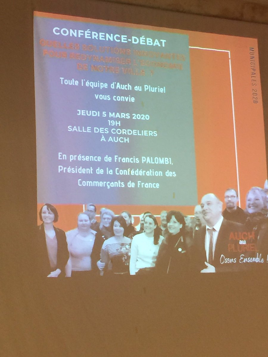 SPoublan's tweet photo. #municipale2020 #auchaupluriel dans quelques minutes la conférence sur le développement des centres-villes et des territoires va débuter https://t.co/0lGt7zcdHH