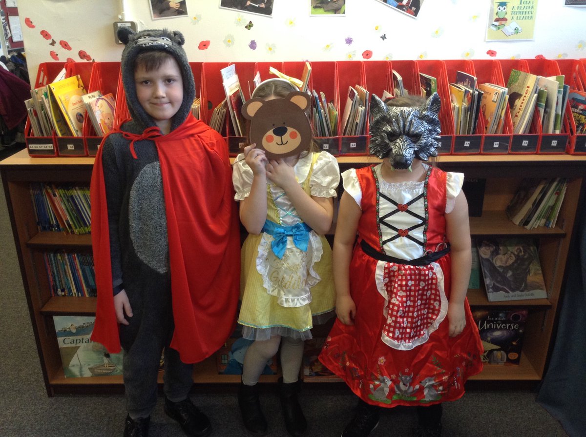 RHeaney3's tweet photo. Some of our traditional tale and fairy tale characters! Can you spot the characters with a twist?! #nsprimary https://t.co/bSBk5RARvd