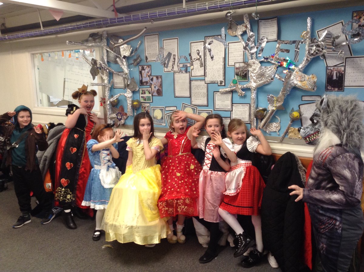RHeaney3's tweet photo. Some of our traditional tale and fairy tale characters! Can you spot the characters with a twist?! #nsprimary https://t.co/bSBk5RARvd