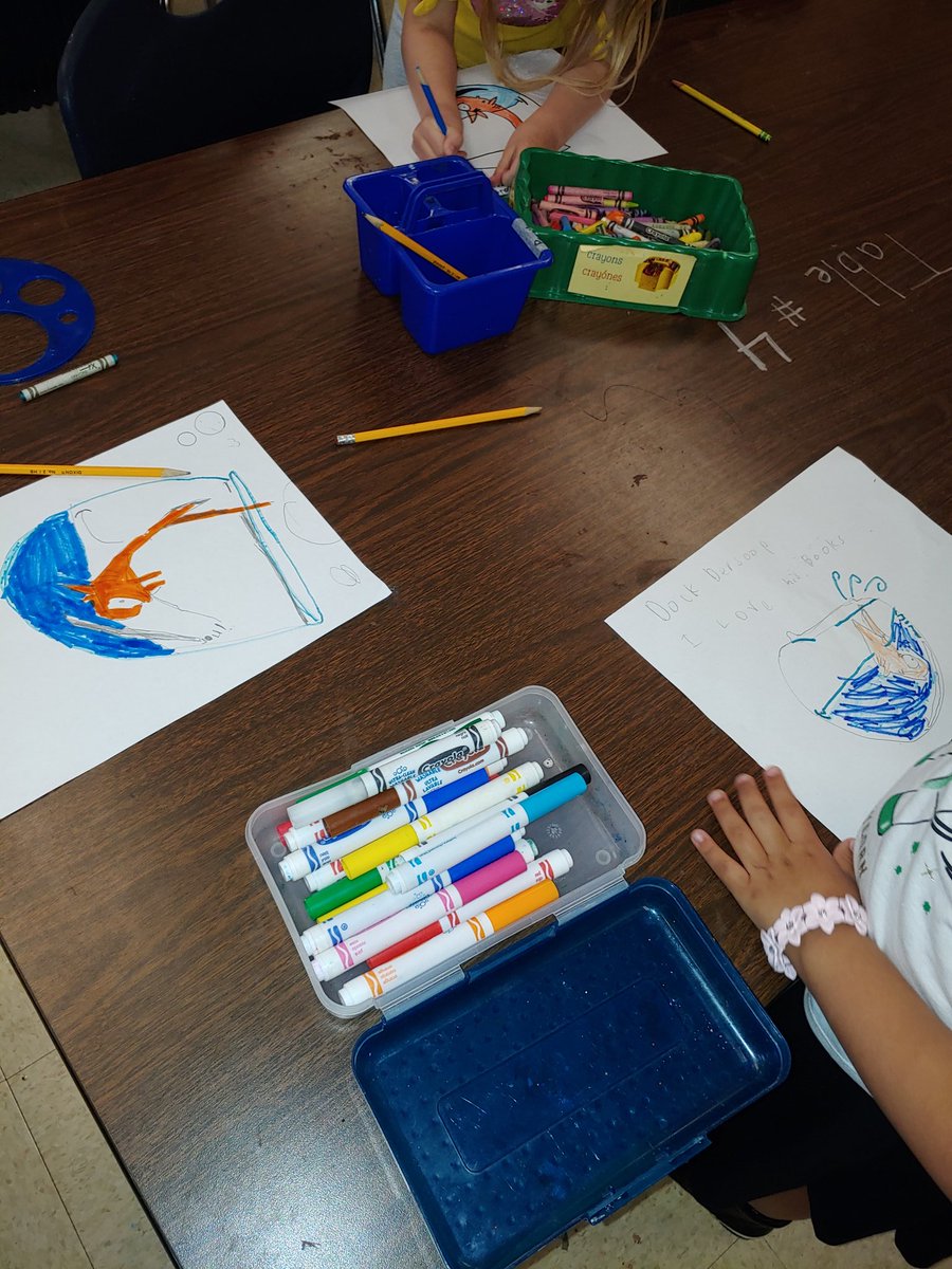 OHTArts's tweet photo. Drawing with @arthubforkids. Dr.Seuss week and drawing the fish from Cat in the Hat! @NISD_FineArts. @NISDOHT #DrSeussWeek #kidsdrawing https://t.co/97l39iWJ8K