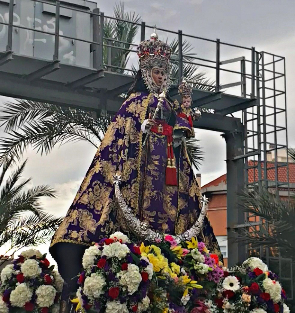 MurciaRemoto's tweet photo. El Mayor orgullo que se puede tener siendo murcianos... Ser parada oficial de nuestra Patrona #LAMORENICA... y darle la bienvenida a su ciudad. Gracias a todos los que hacéis posible este regalo. #REMOTOMURCIA #PARADAOFICIAL  #VIRGENDELAFUENSANTA #SEMANASANTA #FIESTASDEPRIMAVERA https://t.co/5wbGhcjfn3