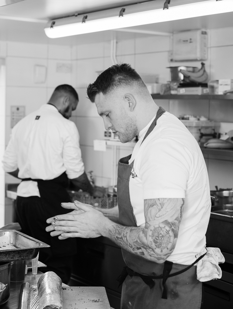 Following his Estrella Damm <a href="/Top50Gastropubs/">Estrella Damm Top 50 Gastropubs</a> Awards success, <a href="/unrulypig/">The Unruly Pig</a> head chef <a href="/DaveLGWall/">Dave Wall</a> will team up with Chris Payne to host a supper club at <a href="/TheGatehouseN6/">The Gatehouse</a>. This Estrella Damm-inspired menu features octopus tortellini and Bunyols. Tickets here: tiny.cc/SupperClub