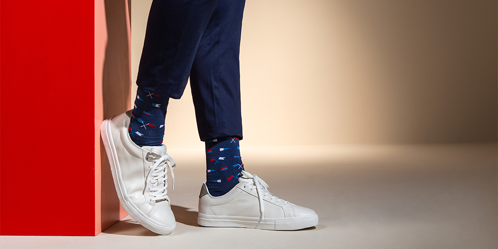 PuntoBlancocom's tweet photo. La inspiración marítima está muy presente en la nueva colección, empezando por estos calcetines de la línea Street Style 🚩 https://t.co/3JWQe6lD3z #puntoblanco #newcollection #SS20 #streetstyle #calcetines #qualitysocks #madeinspain #madeintheEU https://t.co/97DJuKE5q4