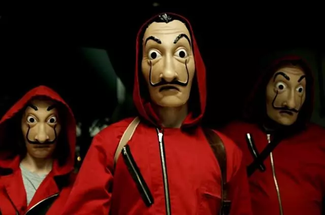 ElCaribeRD's tweet photo. Caos, confusión y un infiltrado marcan el regreso de "La casa de papel"►►https://t.co/9t0XdTmEKt #elCaribe https://t.co/ahqj161ECD
