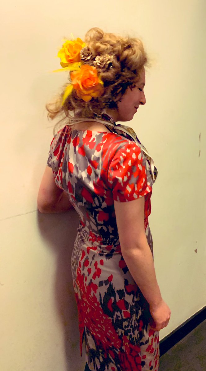 Geogra_FREE's tweet photo. For #WorldBookDay2020 I was Effie Trinket from The Hunger Games. It reminded me that wishing for ‘the odds be ever in your favour’ is not enough. #whyiteach is to push my students to be hungry to learn and progress as this raises the ‘odds in their favour’ of being successful. https://t.co/pvr06OdHGO