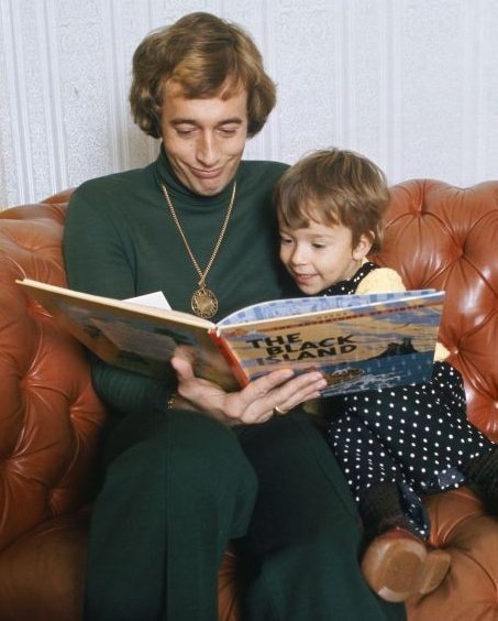 BeeGeesLove4649's tweet image. Robin and Spencer
#WorldBookDay 
#BeeGeesLove🎶