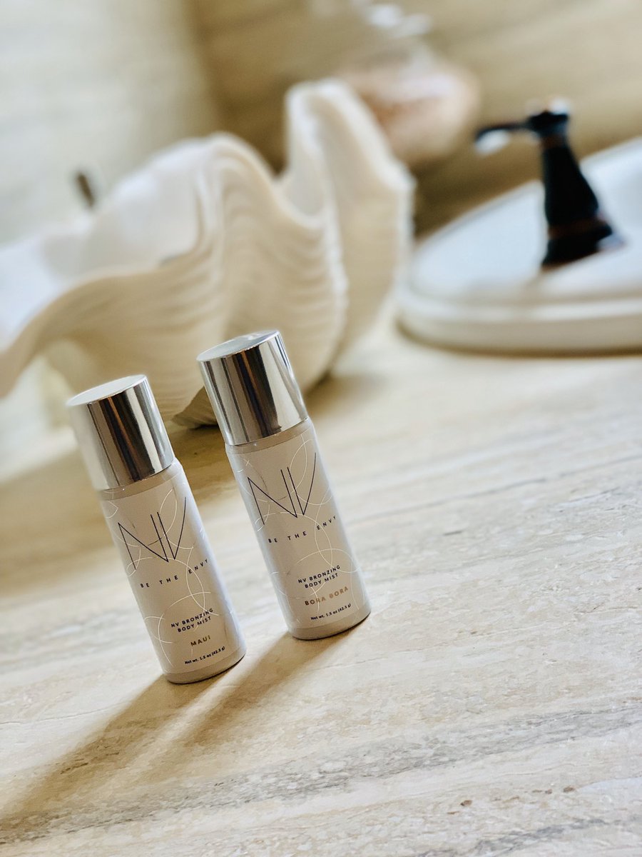 JeunesseGlobal's tweet photo. Have you tried the new NV Bronzing Body Mist? ✨🌴 Available now in our North America market in shades Maui and Bora Bora. #GlowWithNV #BodyBronzer https://t.co/KU2pvErlub