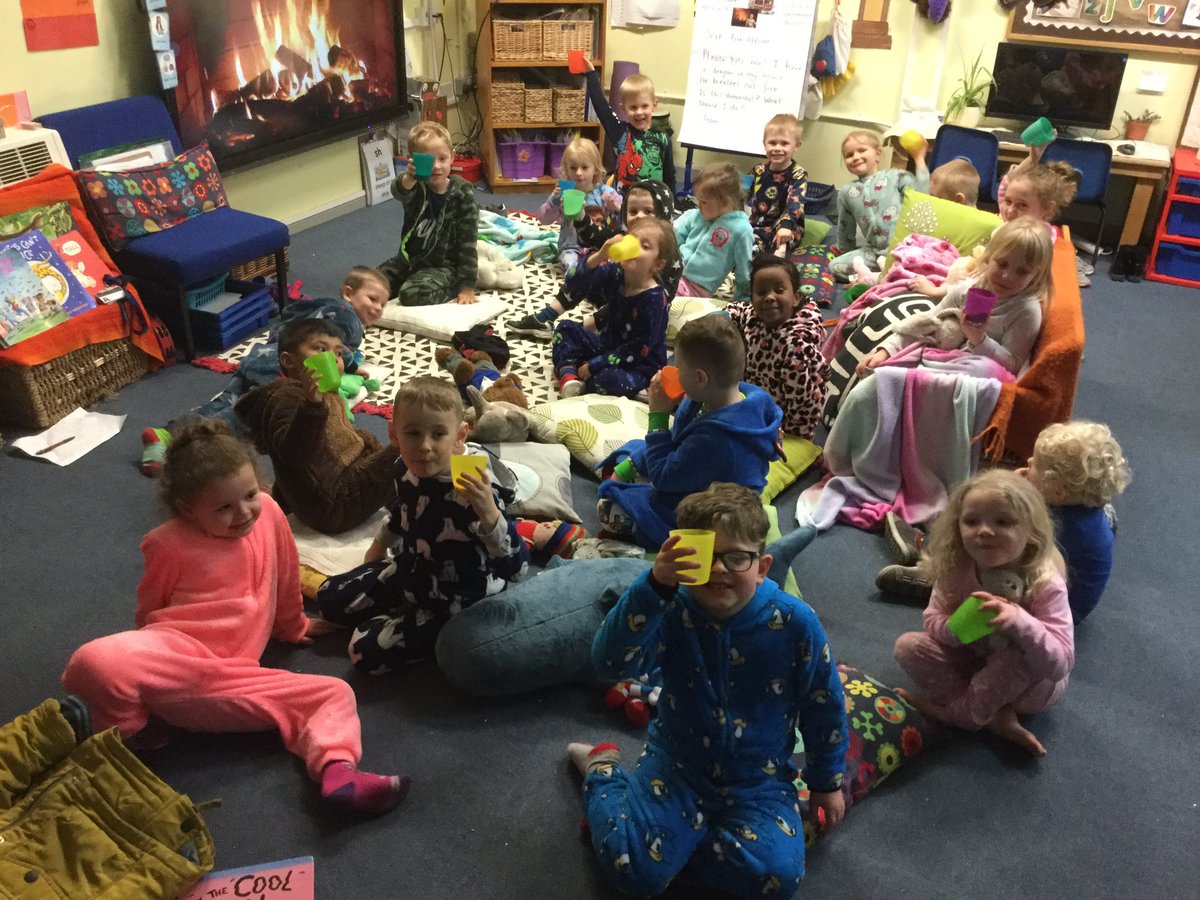 LittlemeadEYFS's tweet photo. We loved having our Reception children back in school in their pyjamas this evening for bedtime stories and chocolate milk. #WorldBookDay2020 #BedtimeStories @LittleMeadP https://t.co/jxxAjiAmGU