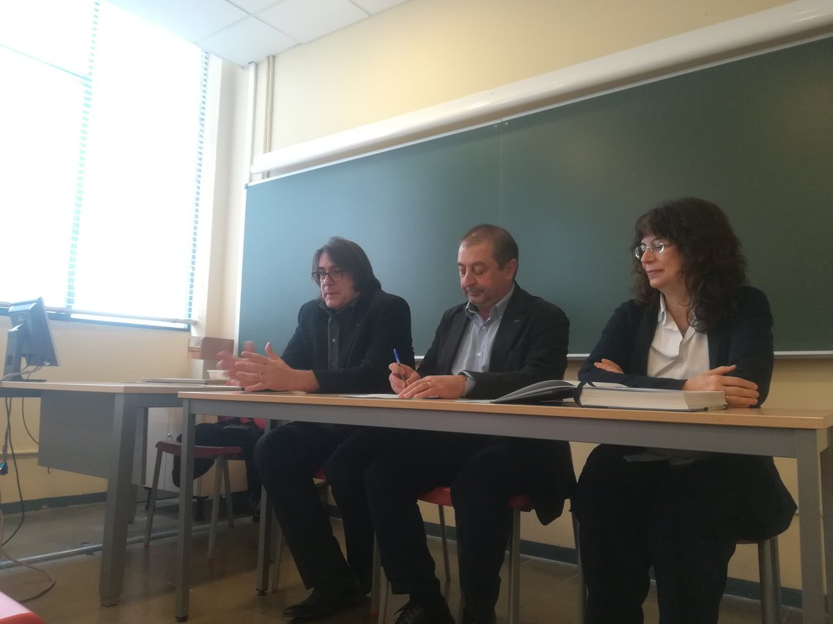 ffenollosa's tweet photo. Gran dia a la @la_UPC  @ETSEIB_UPC amb la presa de posessió d'en Jordi Romeu com a director reelegit del Dept. d'Enginyeria Mecànica. Tenim a més el privilegi de tenir-lo al patronat del @cim_upc.    No ha desaprofitat la ocasió per demanar-li al @RectorUPC que recolzi al DEM! https://t.co/wMhTsjQkib