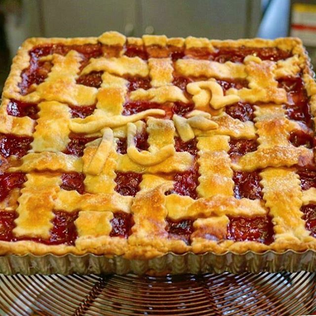 9 more sleeps until our “Pi’s r squared”! Who will you be bringing along to celebrate Pi Day on March 14th? Tag a friend to join the party 🎉 .
📸 <a href="/popupatthebarns/">Pop Up at the Barns Community Market</a>
