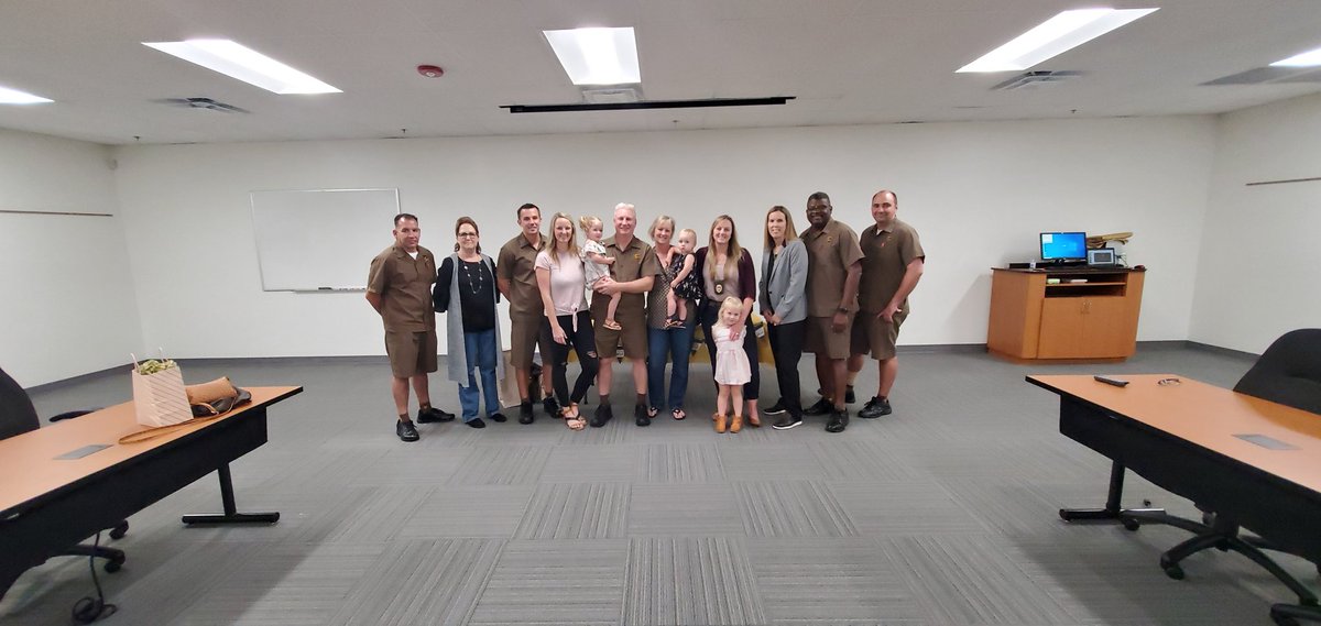 After 34 ywars of service, UPS Integrad Instructor Greg Butler retires after 34 years.  You have touched many lives, enjoy your retirement years!
@FloridaUPSers <a href="/UPSIntegradLM/">UPS Integrad LM</a> 
#LiveSafely #upsretirement