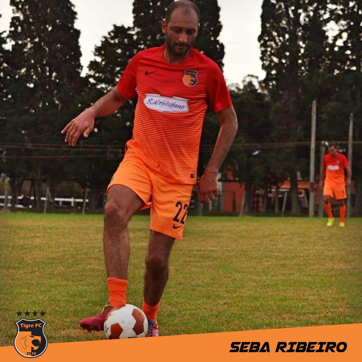 Pega la vuelta. Luego de su ausencia en 2019 el Extremo derecho vuelve al Tigre. Seba Ribeiro es otro de los históricos confirmados para los 10 años del Tigre. <a href="/tigre_fc/">El Tigre FC</a> #10años