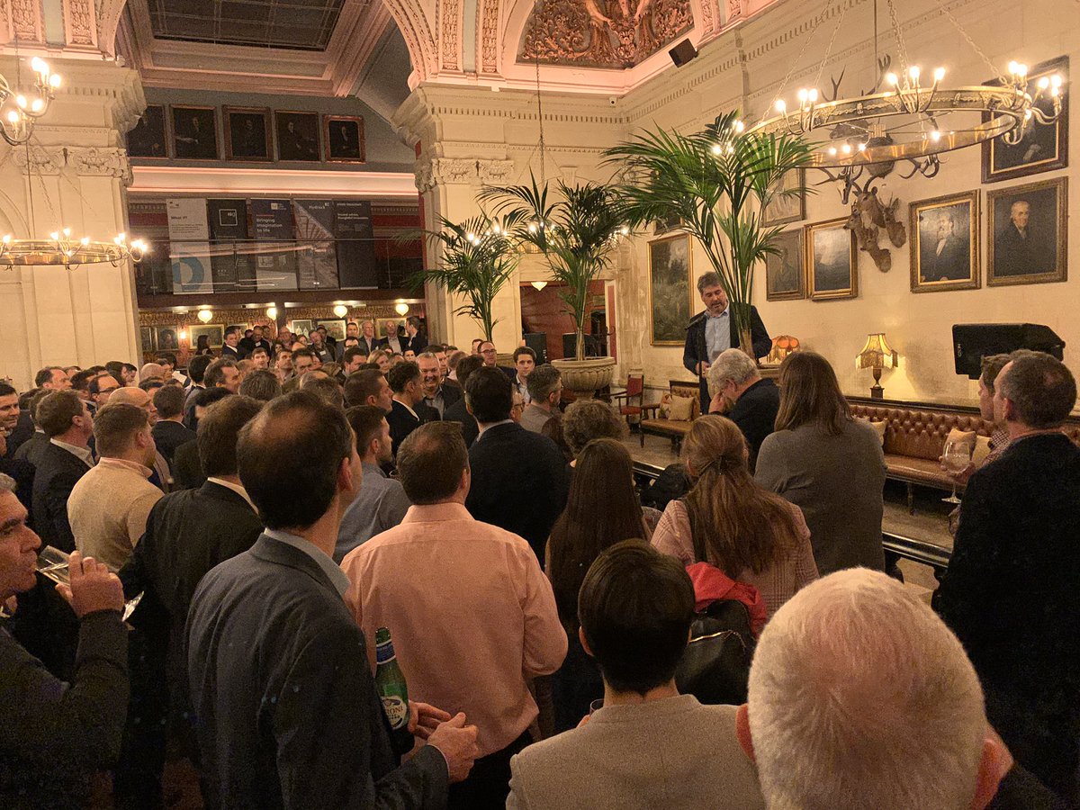 _BoxTwenty's tweet photo. It’s packed at the @cosyclubbristol for tonight’s #mipout2020 hosted by @StrideTreglown with guest speaker @MayorTimBowles representing the @WestofEnglandCA . @Westywoo2 is here representing @_BoxTwenty so come and say hello 👋 #ThursdayThought #networking https://t.co/tz2on7KmcB