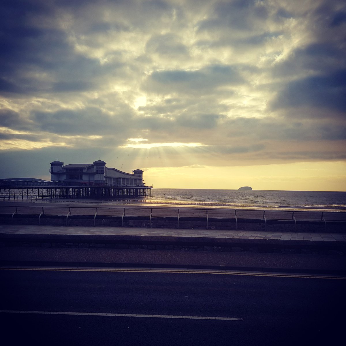 Emma Haines tweet media