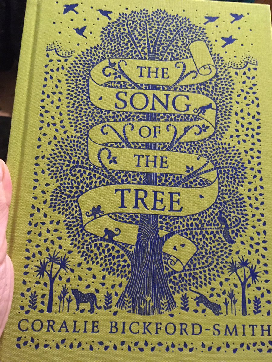 Karentranquille's tweet photo. Stuck in all day and then a thing of beauty arrives. The Song of The Tree. The latest book by the incredibly talented Coralie Bickford-Smith gutted not to be at the launch but thrilled to have my copy #thesongofthetree #WorldBookDay2020 @CBickfordSmith https://t.co/xFZ8D1IL72