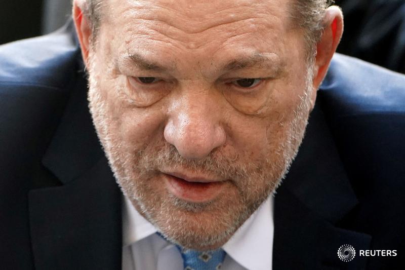Reuters's tweet photo. Harvey Weinstein to move from Bellevue Hospital to New York’s Rikers Island jail https://t.co/4nk29qP7Ni https://t.co/JXqnbCsUH6