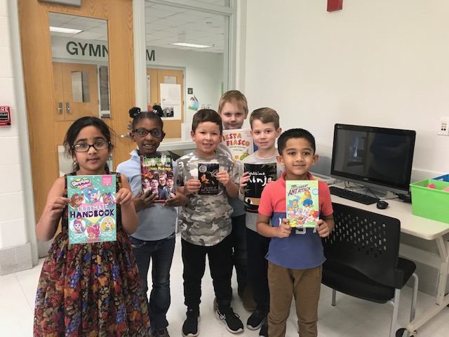 BPETigers's tweet photo. We are reading here and there and everywhere!!!
Happy Reading Across America Day!!! https://t.co/wajD9ax5hL