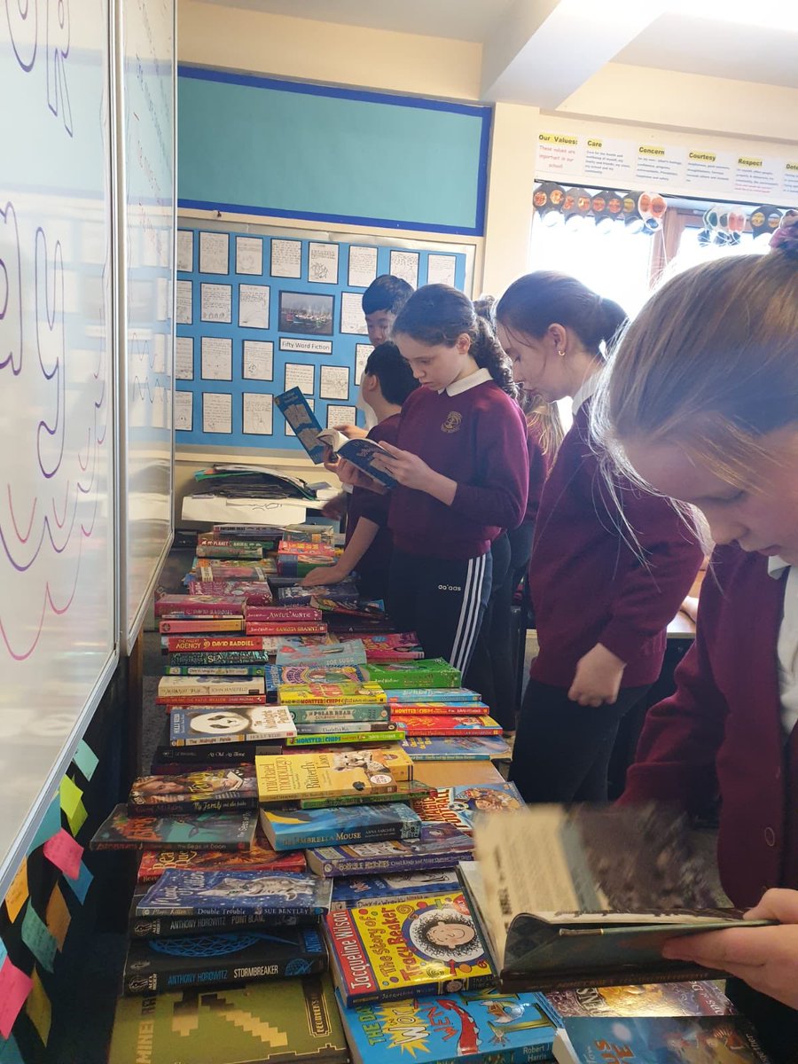 SYPrimary's tweet photo. Celebrating World Book Day! #lighthousekeeperslunch #stopdropread #WorldBookDay #bookswap #readingbuddies https://t.co/PbNzbrs5is