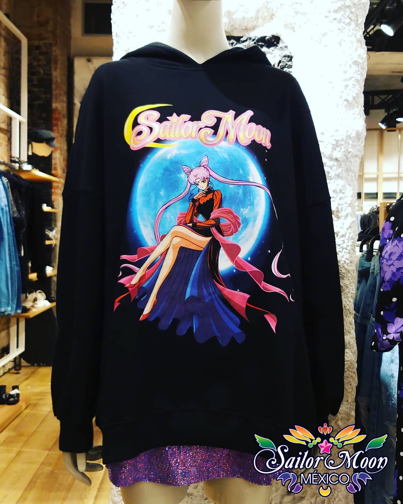 Sailor moon bershka hoodie hotsell