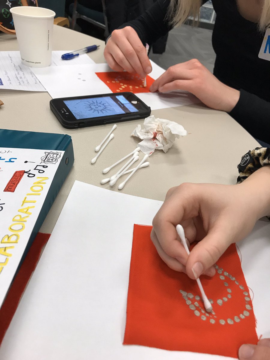 MissLHumphries's tweet photo. We had a great morning at the board office with Synonym Arts Council! We created graphic recordings of their presentation &amp; created “tobacco” pouches filled with notes of what we are thankful for in our school community. https://t.co/wGNz8TkE0I