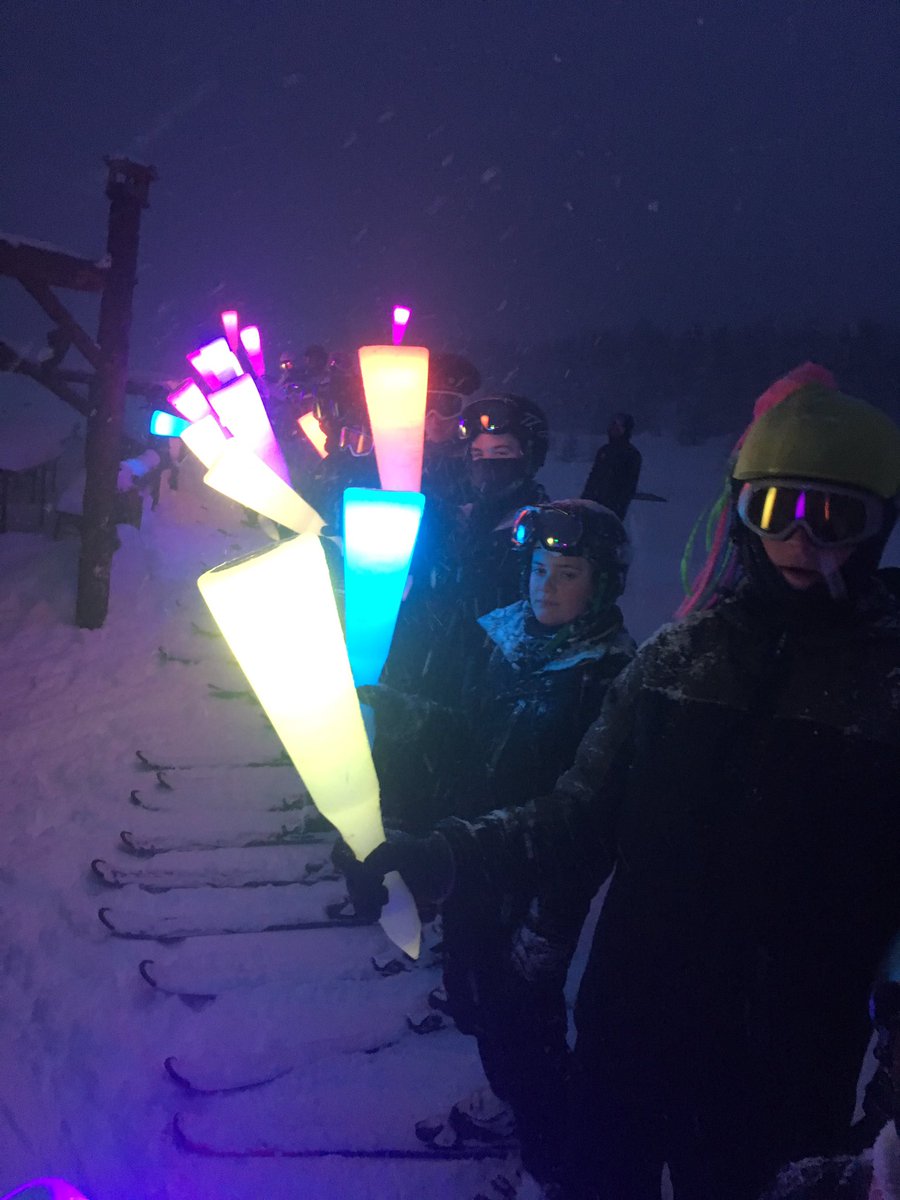 PPencelli's tweet photo. Getting ready for our next adventure #letsgonightskiing #onskisfromdawnuntilafterdark https://t.co/caxOpvRRku