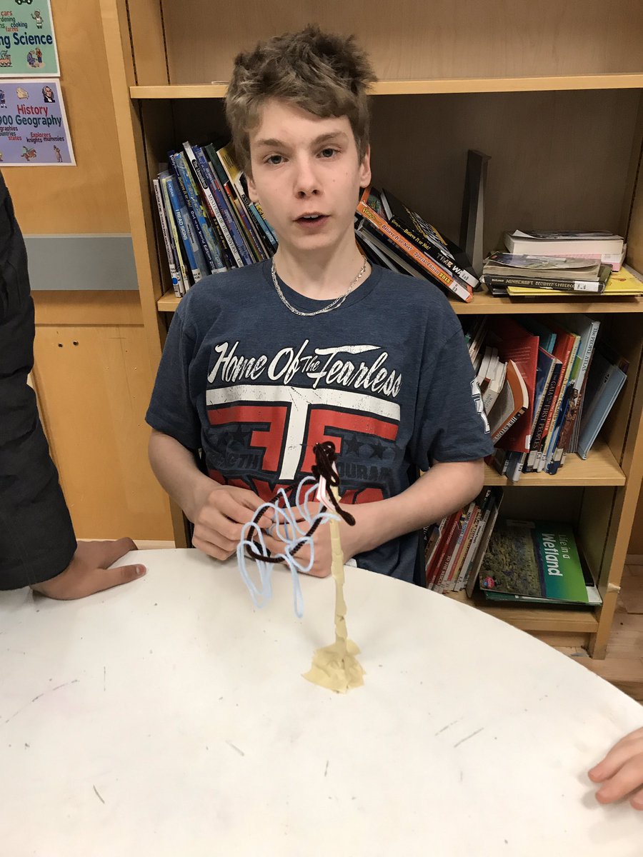 TaraMcFarling1's tweet photo. Building a basketball net @BallacheyLC to celebrate #marchmadness2020 @MajorBallachey @GEDSB #designchallenge #STEM https://t.co/DmUvOqGzdN