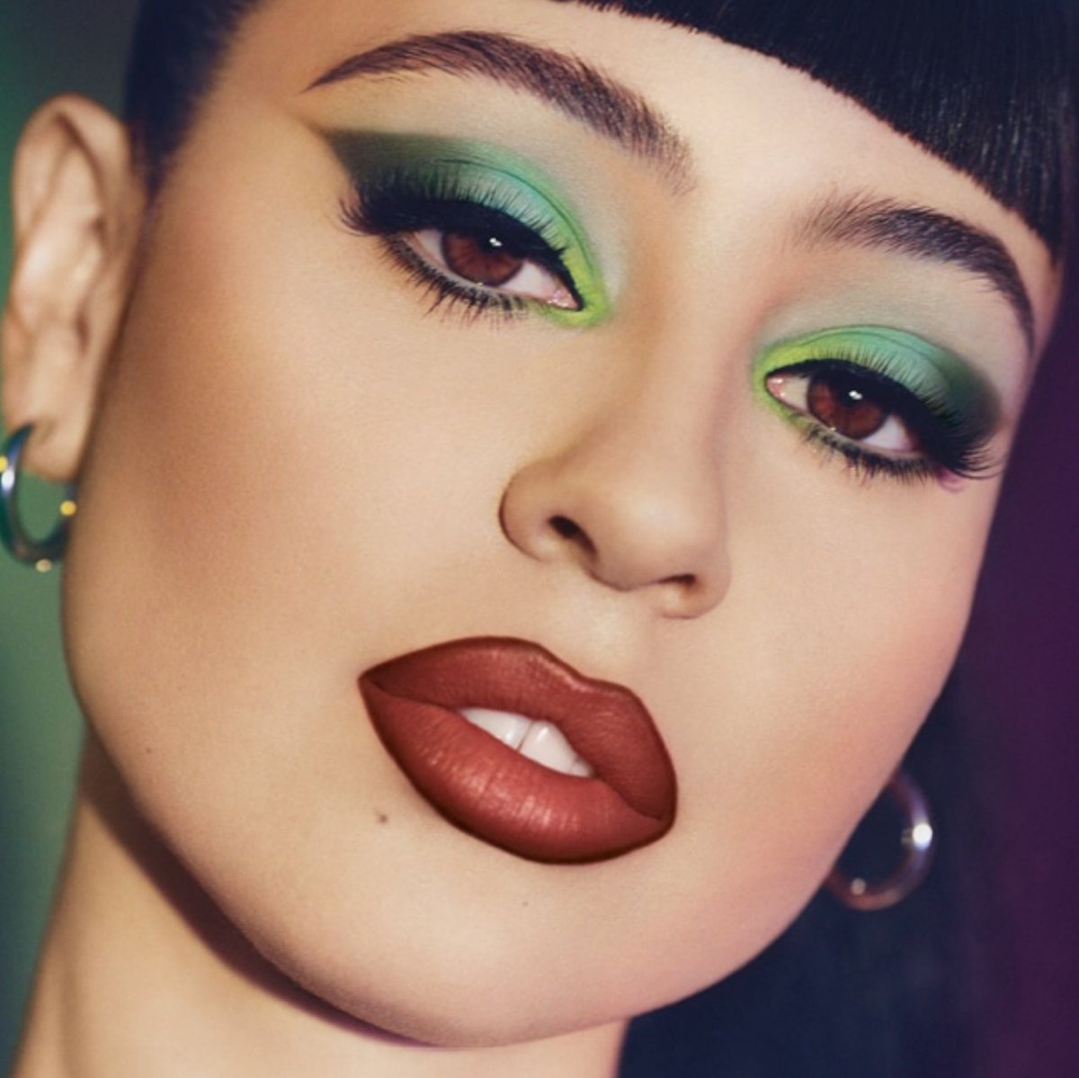 post_kulture's tweet photo. MAC Cosmetics have tapped "Euphoria" star Alexa Demie for a new eye range called 'More Than Meets The Eye' 👀

Click the link below to read more about the collection.

https://t.co/fEVxeqdCtF https://t.co/KEwXSnAwWN