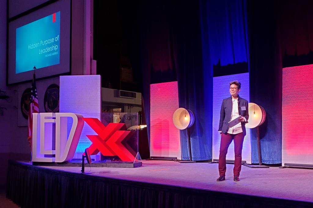 HQAirUniversity's tweet photo. #LEDx2020 MC @grinninbmob crushing it today with high energy and enthusiasm!
#whoneedscoffee https://t.co/iMUBaCKpn6
