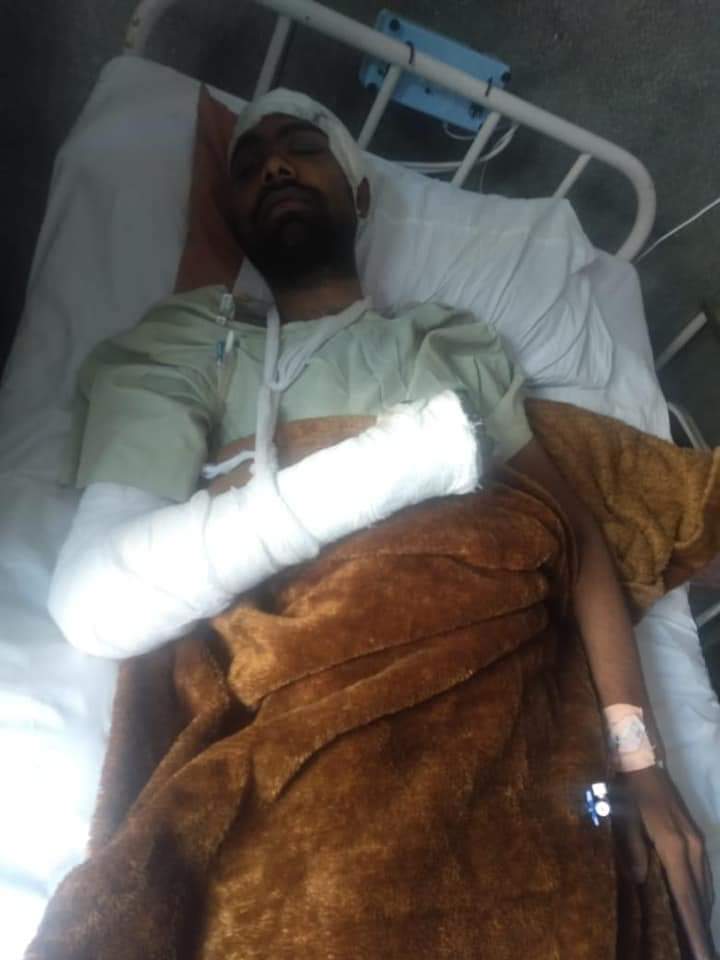 iAbhiAcharya's tweet image. #TejSingh is battling for his life in Hospital #DelhiVoilence 

URGENT Surgery and they have no money 

Appeal to All  - @CrowdKash will release 1 lac asap. Please consider #donating for him as need 

Tej Singh, IFSC UBIN0564583 SB A/c #645802010010006
@InternetYodha