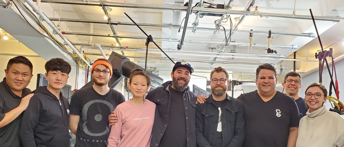 MomentiOfficial's tweet photo. Great collaboration session with one of the best commercial videographers in the world, Steve Giralt @stevegiralt and The Garage team!  We at Momenti look forward to working on more projects together!
#phantomcam #bolt #cinebot https://t.co/Zg3bFI8wYI