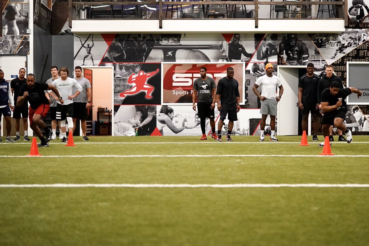 TFordFSP's tweet photo. ⭐️Compettion Thursday NFL Vet style

The NFL Veterans are back in the Lab grinding in preparation for OTA’s. The culture is like no other! The Atmosphere to create greatness is at FSP!

#NFLOffSeasonGrind #OTAPrep #CantCheatTheGrind #Levels #TheProgram https://t.co/nUbDUGEeTs