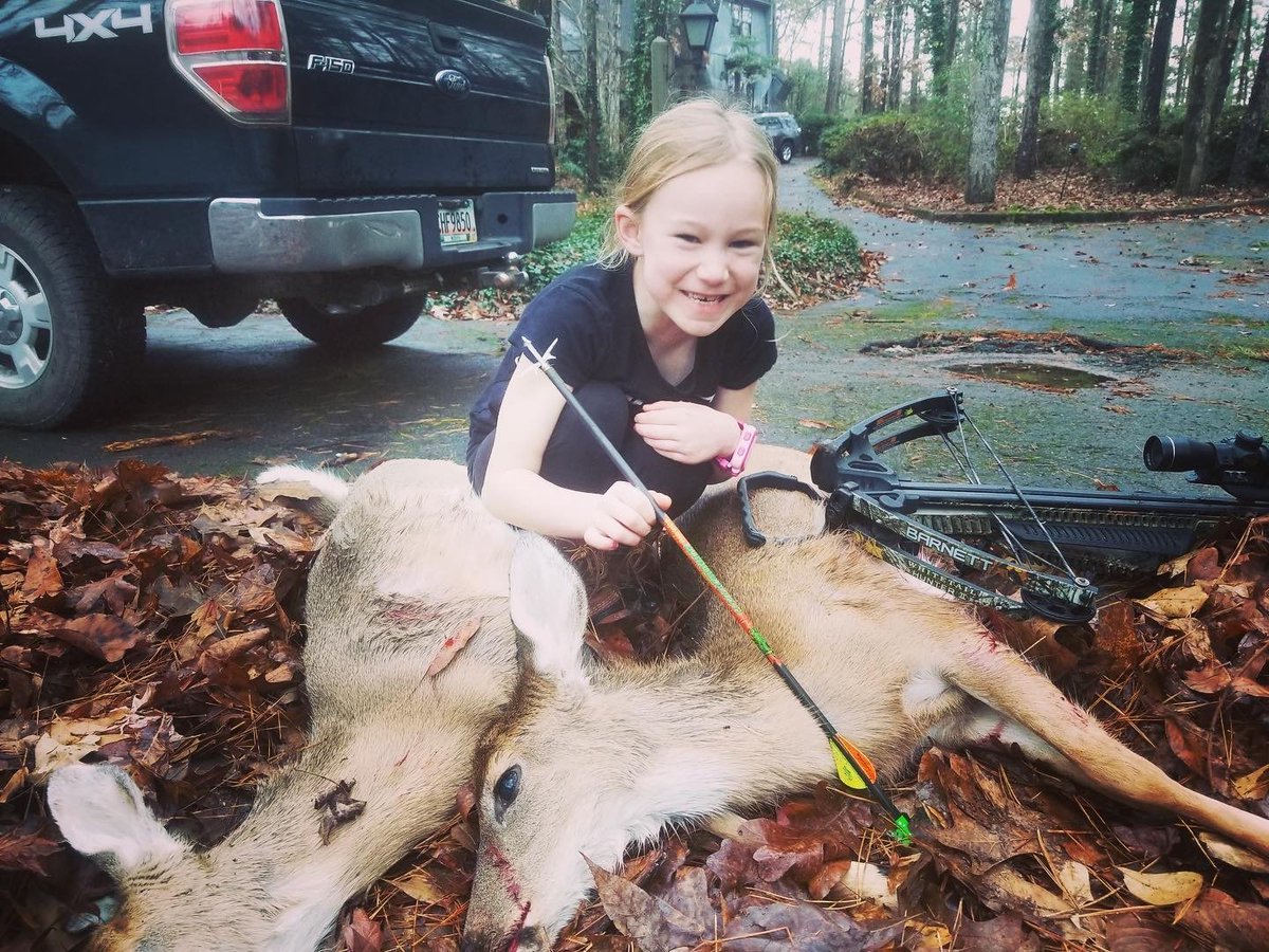 SlickTrickUSA's tweet photo. #TBT to freezer filling with the youth of Fall Obsession
#slicktrick #slicktrickbroadheads #deadliest #bowhunting #bowhunter #bowandarrow #stdeadliest #hunting #hunt #huntingseason #huntgear #huntingthings #huntinglife #hunttoeat #huntingphoto #takeakidhunting #freezerqueen https://t.co/oEBUpzyKrS