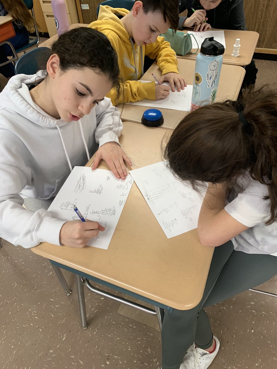 Karen Aliciene tweet media