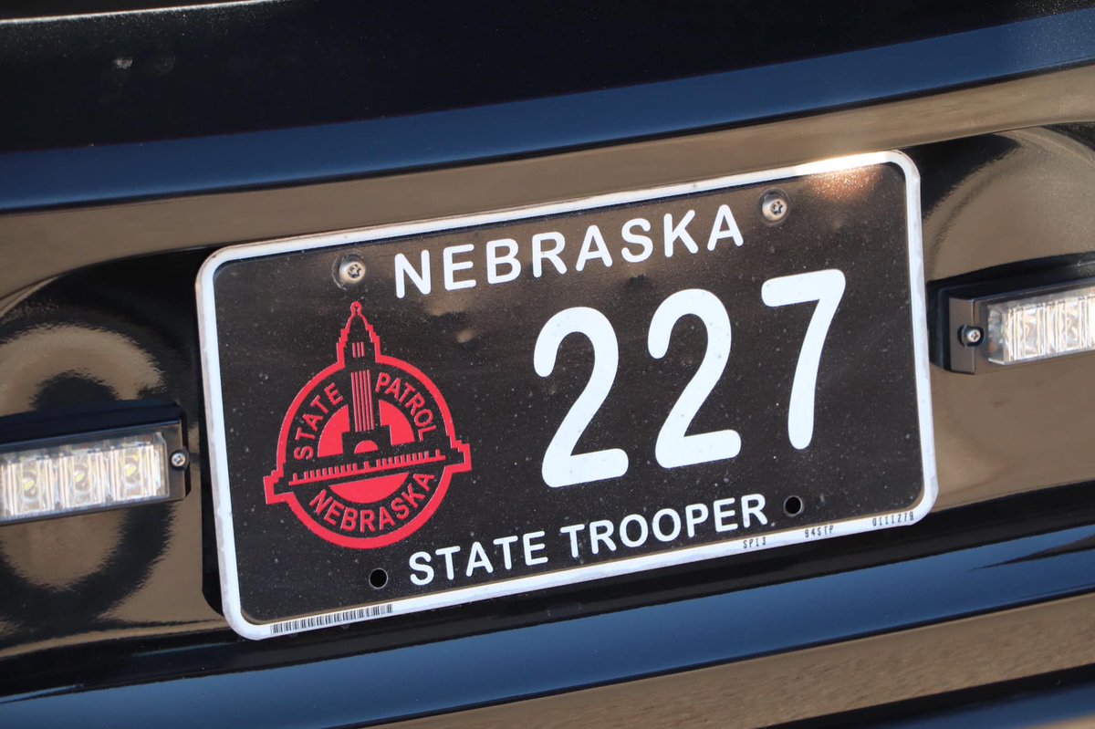 Lincoln_Police's tweet photo. The Lincoln Police Honor Guard represented our department for the funeral of Trooper Dale Fahnholz #227. We not only send sincere condolences to Trooper Fahnholz's family but want the @NEStatePatrol to know that we are here for you during this difficult time. #RIP227 #lnk https://t.co/jAnhrhxsEr