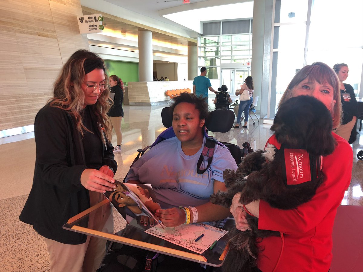 drltspalding's tweet photo. @SNEAUCF @UCFTeacherEd #ReadAcrossAmerica part two @pedsacademy was an uplifting event sharing the the wonders of diverse literature with children! We even shared @MergeVR with district leaders from NC! #weneeddiversebooks #readingpaws https://t.co/UY66jFrKfm