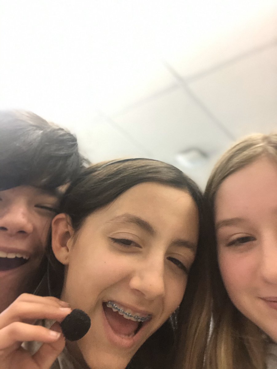 Dress up like your teacher/student day!! Can we dress like this everyday?! <a href="/GFMS_info/">GFMS_info</a> @Carmelschools <a href="/CarmelSchoolsNY/">Carmel Schools</a>