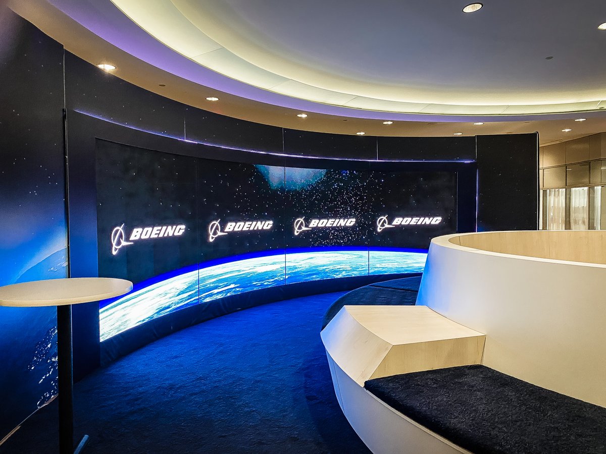 cprmms's tweet photo. We're showcasing our curved HiLED55's at the #Aviation20. We are working with the talented people at @Hargroveinc, who designed and built this amazing exhibit. 
#cprevents #cprled #cprjumbotron #eventprofs #mpi #pcma #events #tradeshows #Exposition #hargroveinc #Aviation20 https://t.co/ZC8wd8bbE9