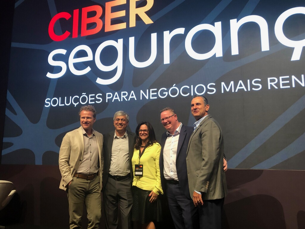 brighterion's tweet photo. .@cyberseguranca @Mastercard SVP and Head of Brighterion, Sudhir Jha, is in Brazil at #CyberSeguranca with @Ethoca &amp; @NuDataSecurity to discuss Brighterion #AI’s critical #FraudPrevention role in Mastercard’s connected intelligence framework. https://t.co/hBjMefDLpM
